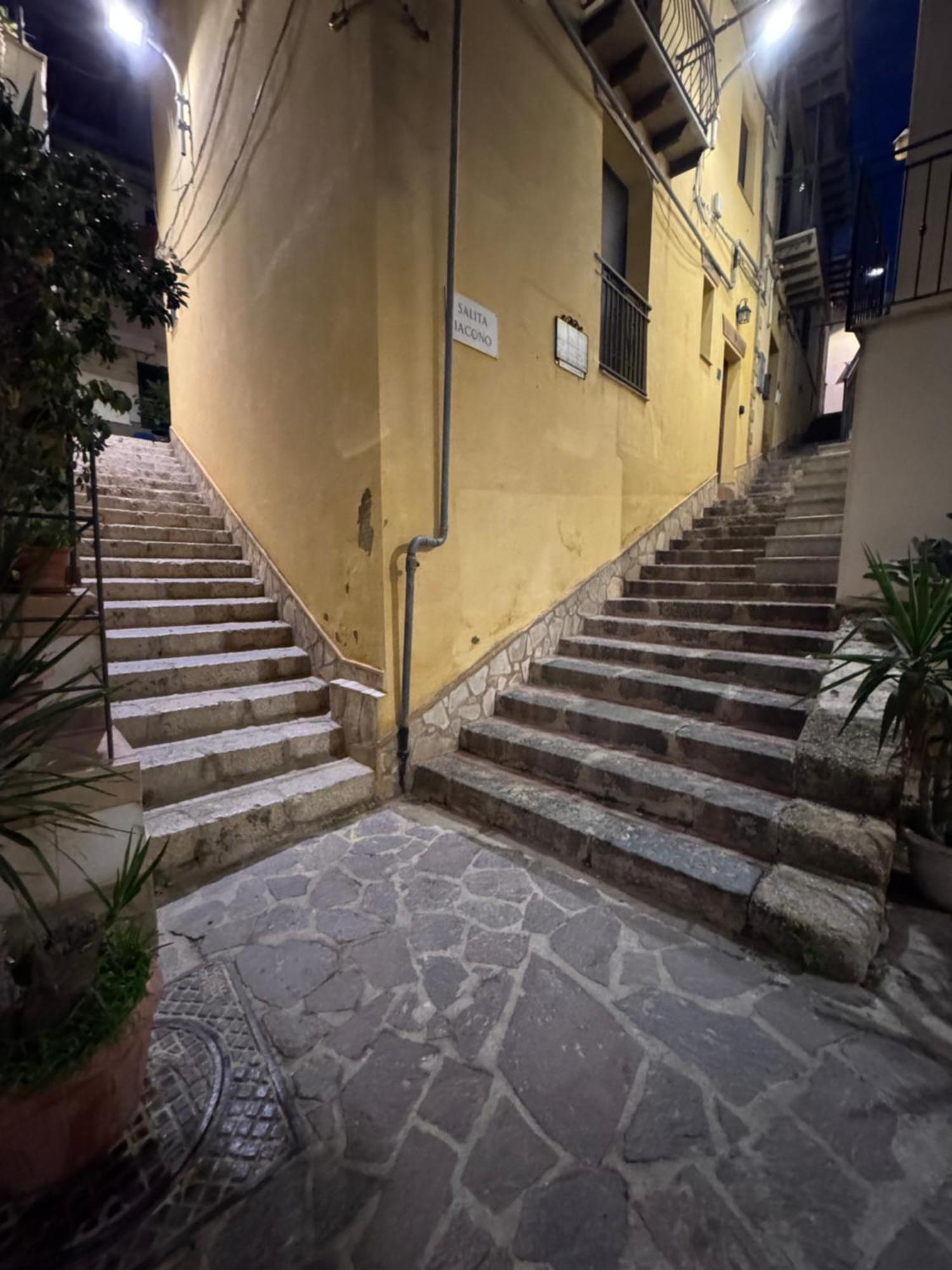 Le Scalette Del Centro Hotel Agrigento Eksteriør billede